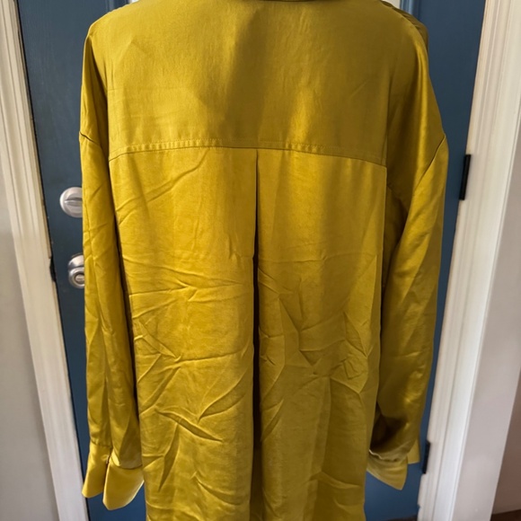 Wynn Layers Satin Shirt - Picture 2 of 3